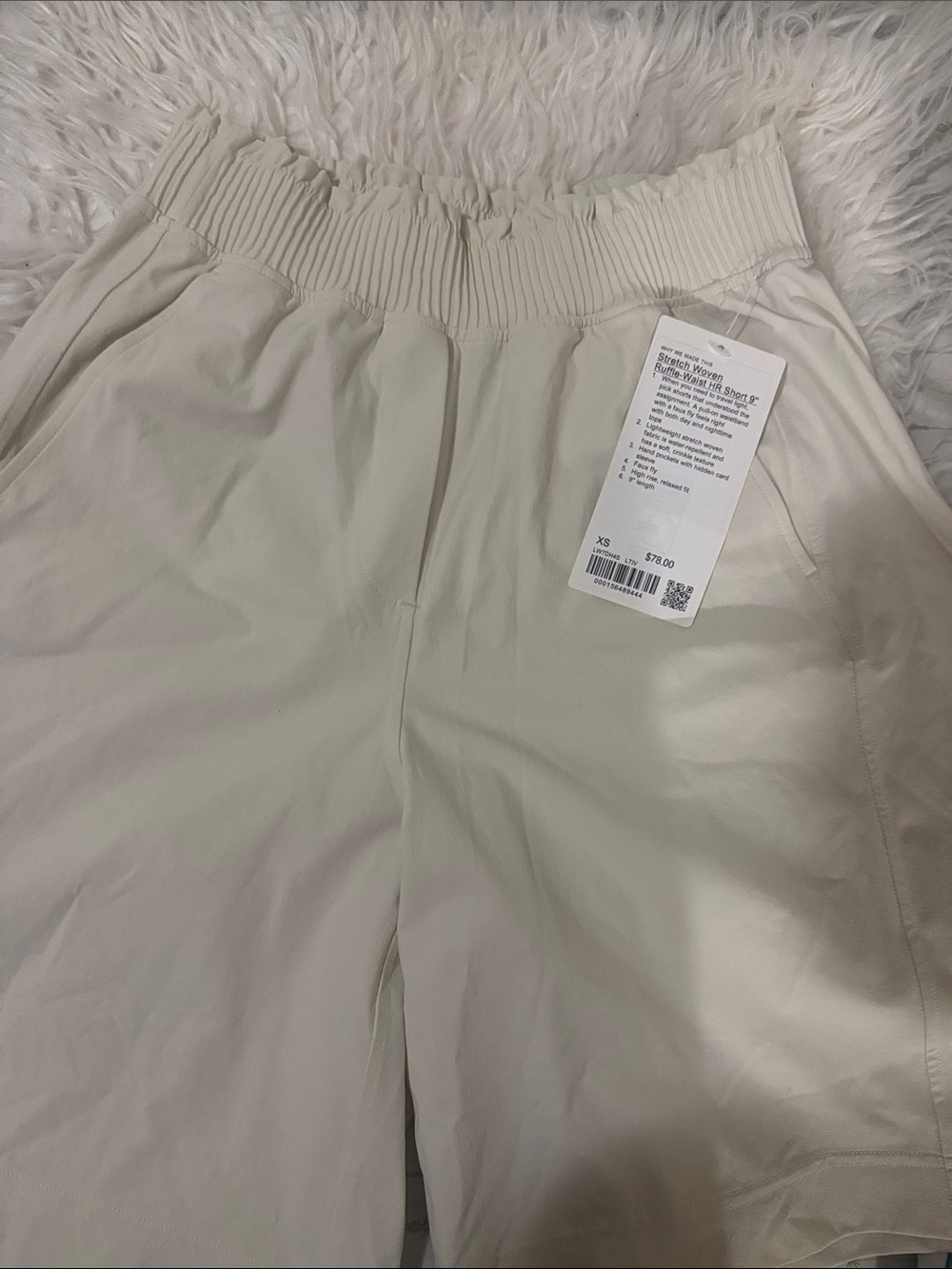 Lululemon Woven Ruffle Waist High Rise Shorts 9”